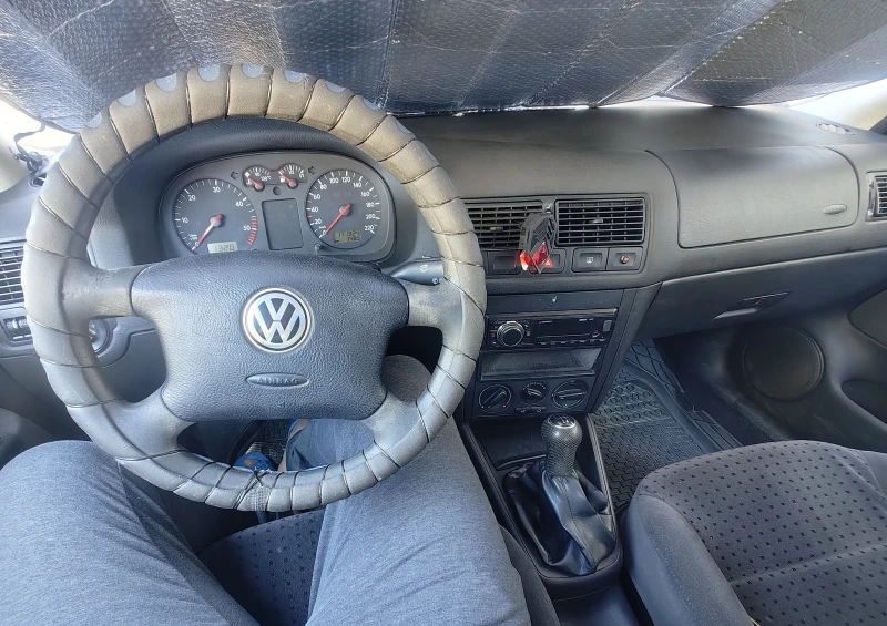 VW Golf, снимка 5 - Автомобили и джипове - 47352377