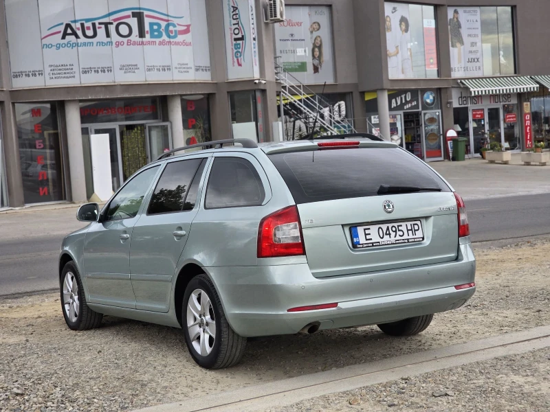 Skoda Octavia 1.6tdi 105Hp Обслужена и Вс.Платено, снимка 3 - Автомобили и джипове - 47518728