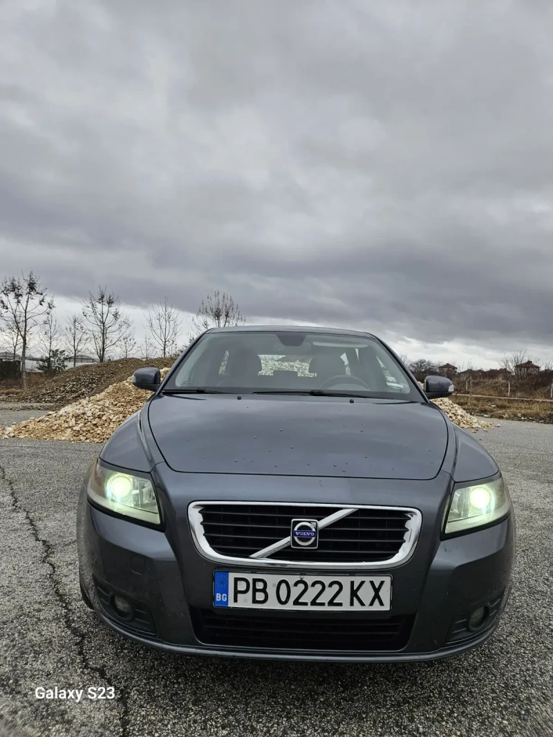 Volvo V50 1.8F на Газ, снимка 5 - Автомобили и джипове - 48178842