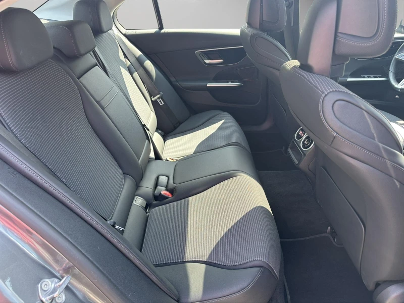 Mercedes-Benz C 220  d, снимка 15 - Автомобили и джипове - 51276540