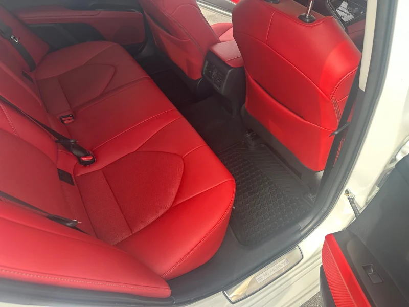 Toyota Camry XSE 4X4, снимка 10 - Автомобили и джипове - 52041990