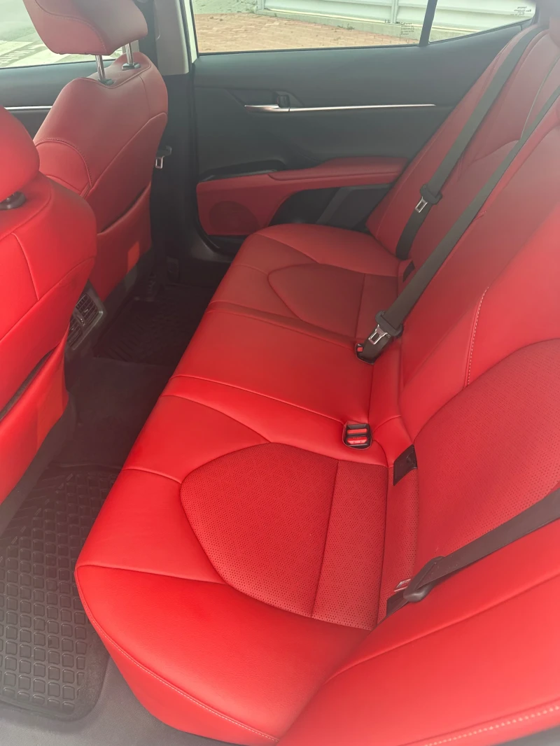 Toyota Camry XSE 4X4, снимка 15 - Автомобили и джипове - 52041990