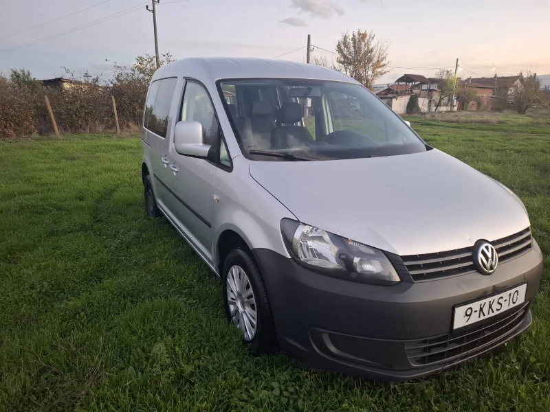 VW Caddy 1.6TDI, снимка 8 - Автомобили и джипове - 52885455