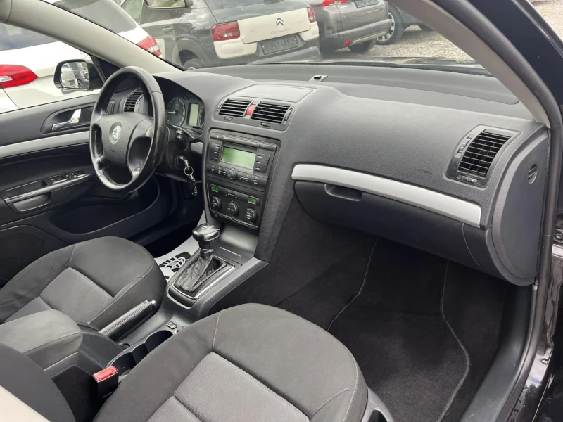 Skoda Octavia 1.9* 105кс.* АВТОМАТ* , снимка 12 - Автомобили и джипове - 52996491