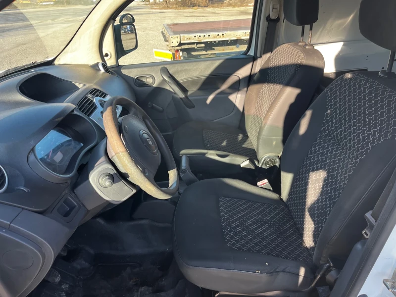 Renault Kangoo 1.5DCI, снимка 9 - Автомобили и джипове - 53140768