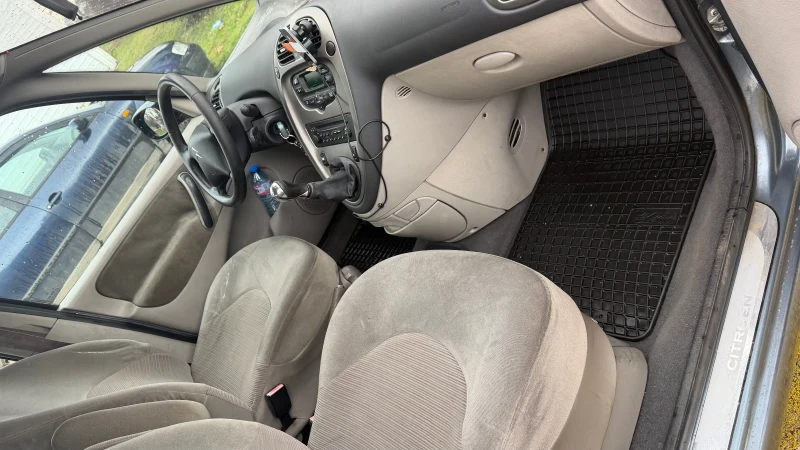 Citroen Xsara picasso, снимка 14 - Автомобили и джипове - 53433000