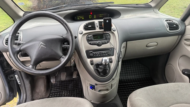 Citroen Xsara picasso, снимка 17 - Автомобили и джипове - 53433000