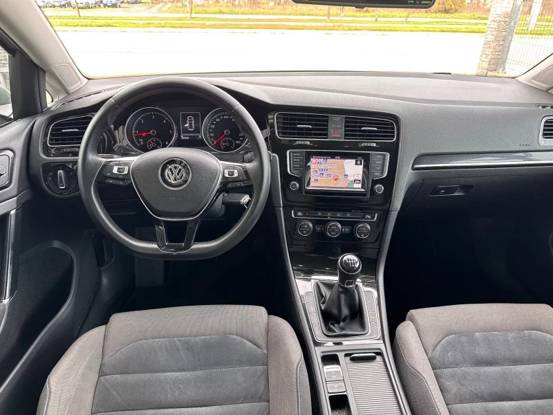VW Golf 2.0TDI 150кс 6ск Highline* NAVI* Алкантара* , снимка 13 - Автомобили и джипове - 53593230