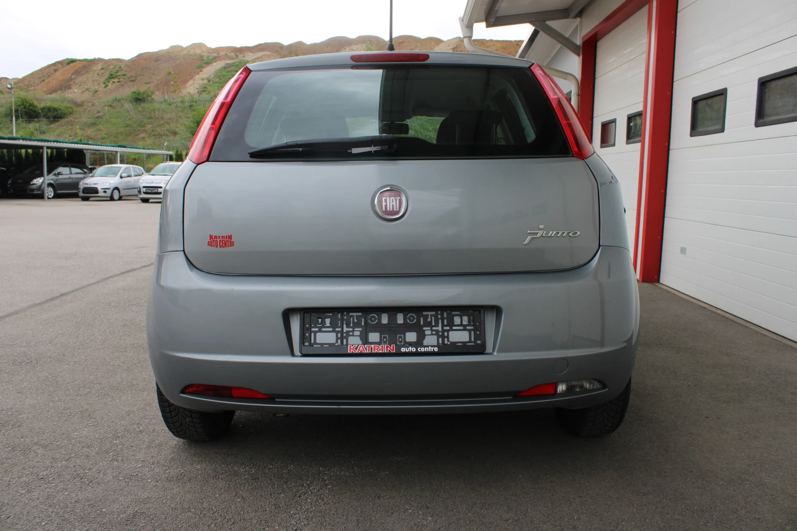 Fiat Punto 1.2i* E5B - изображение 6