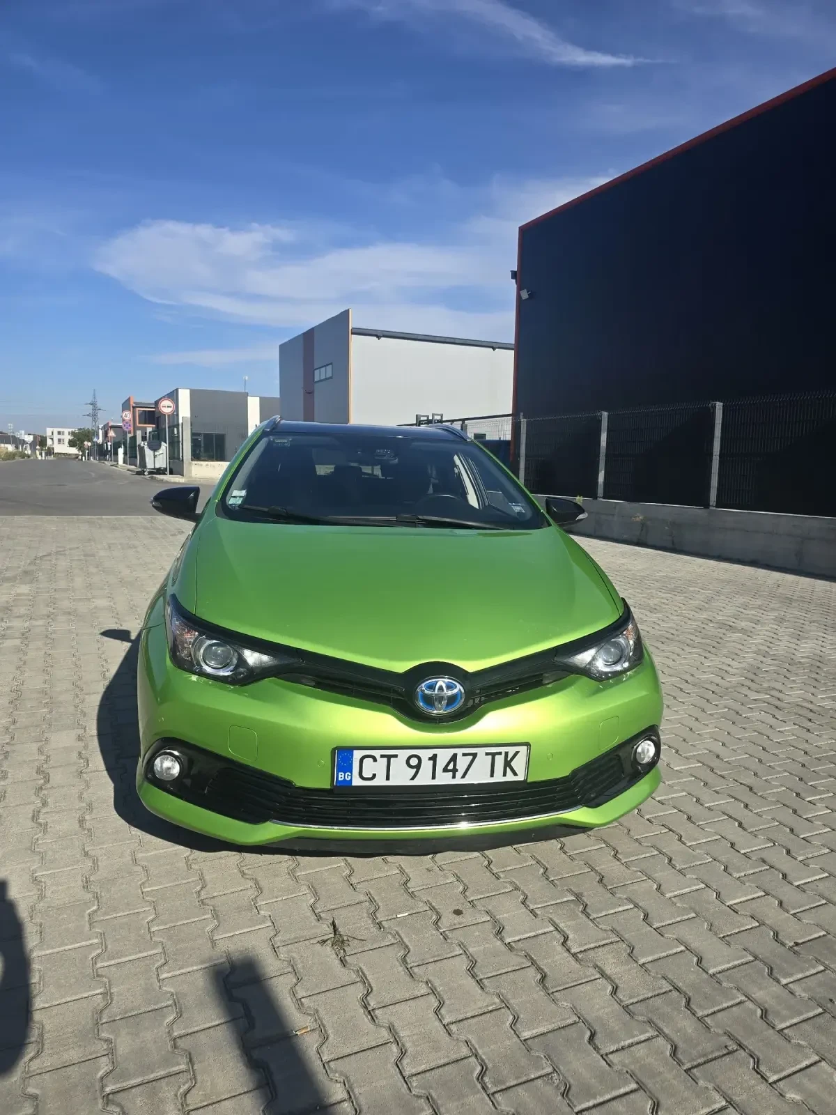 Toyota Auris 1.8 HYBRID 99 k. FULL TOPP - изображение 2