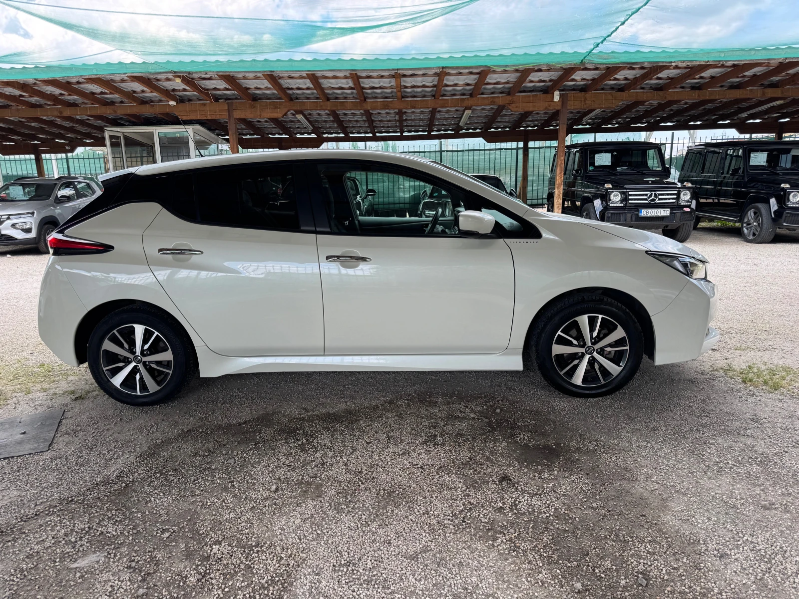 Nissan Leaf  40 kWh 21г.34000км. - изображение 2