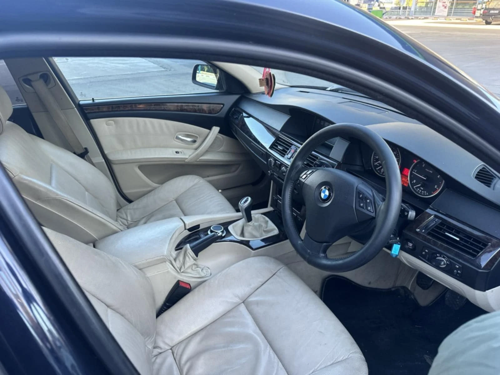 BMW 520  - изображение 10