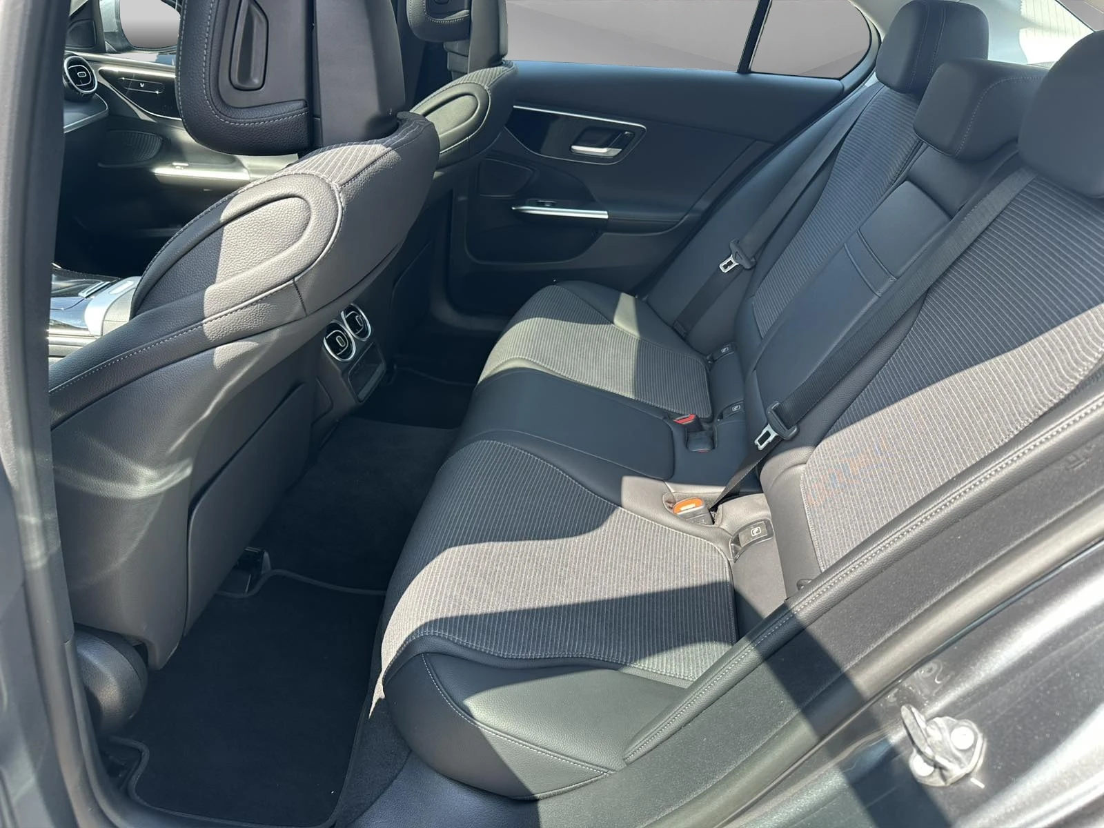 Mercedes-Benz C 220  d | Mobile.bg   14