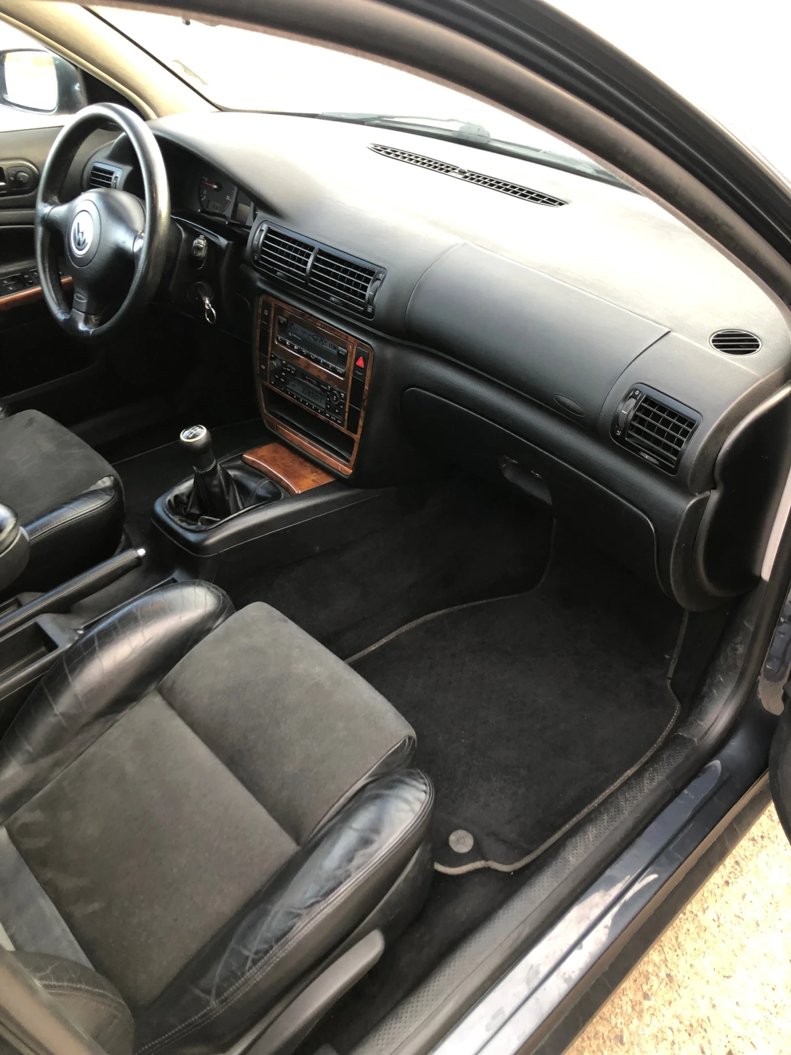 VW Passat 1.9 TDI | Mobile.bg   8