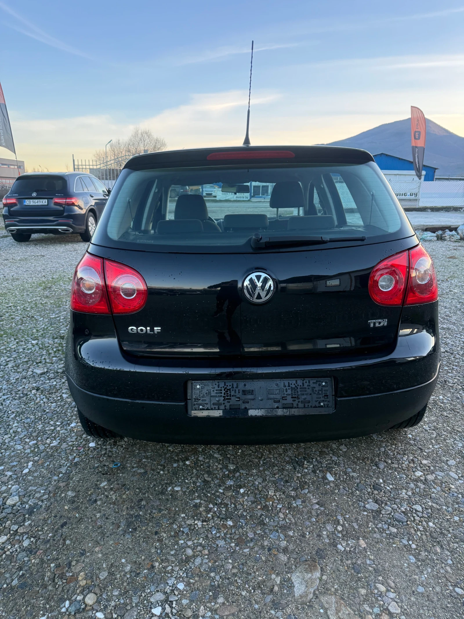VW Golf 1.9TDI* 6скорости* ЛИЗИНГ - изображение 5