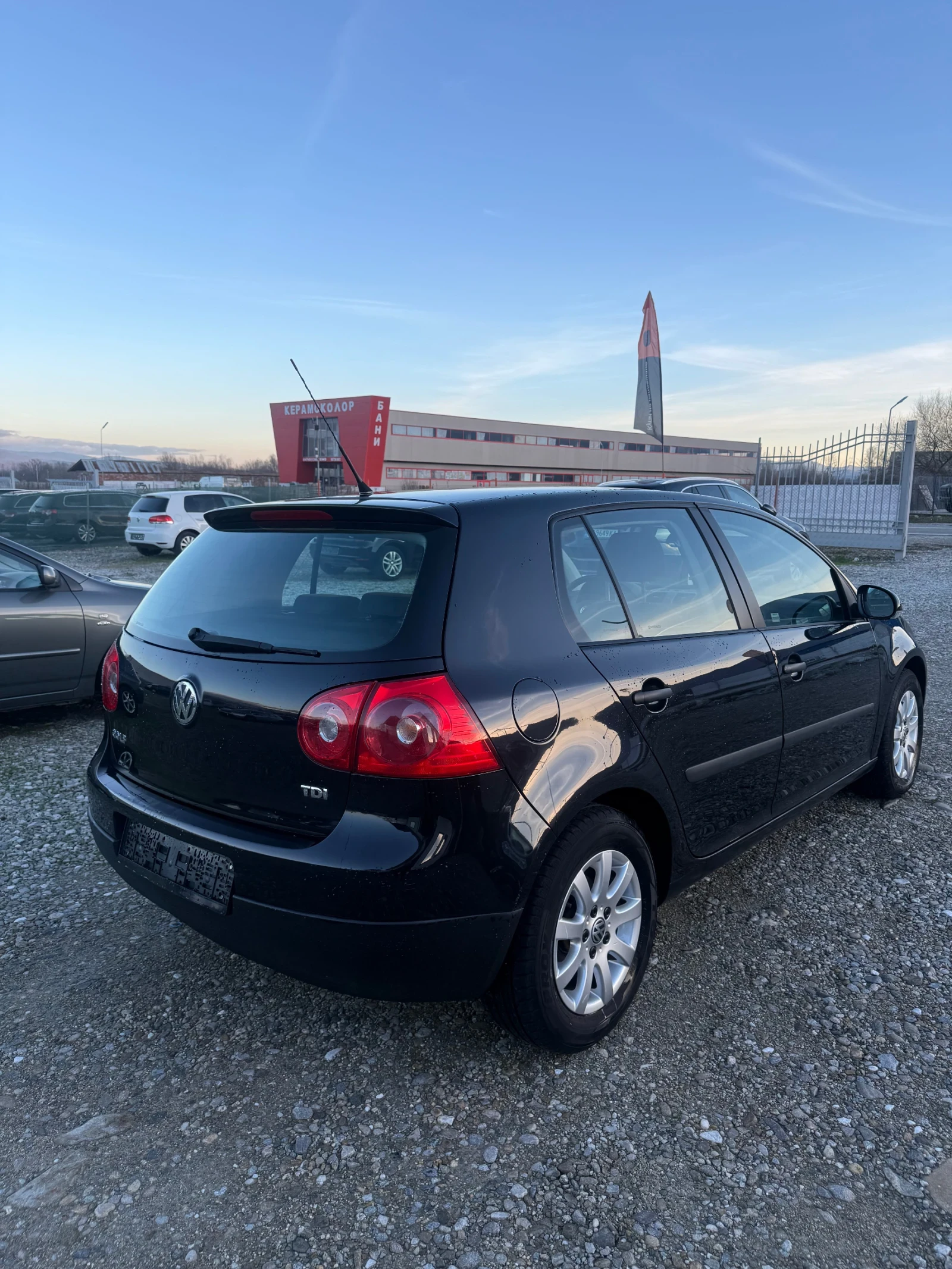 VW Golf 1.9TDI* 6скорости* ЛИЗИНГ - изображение 4