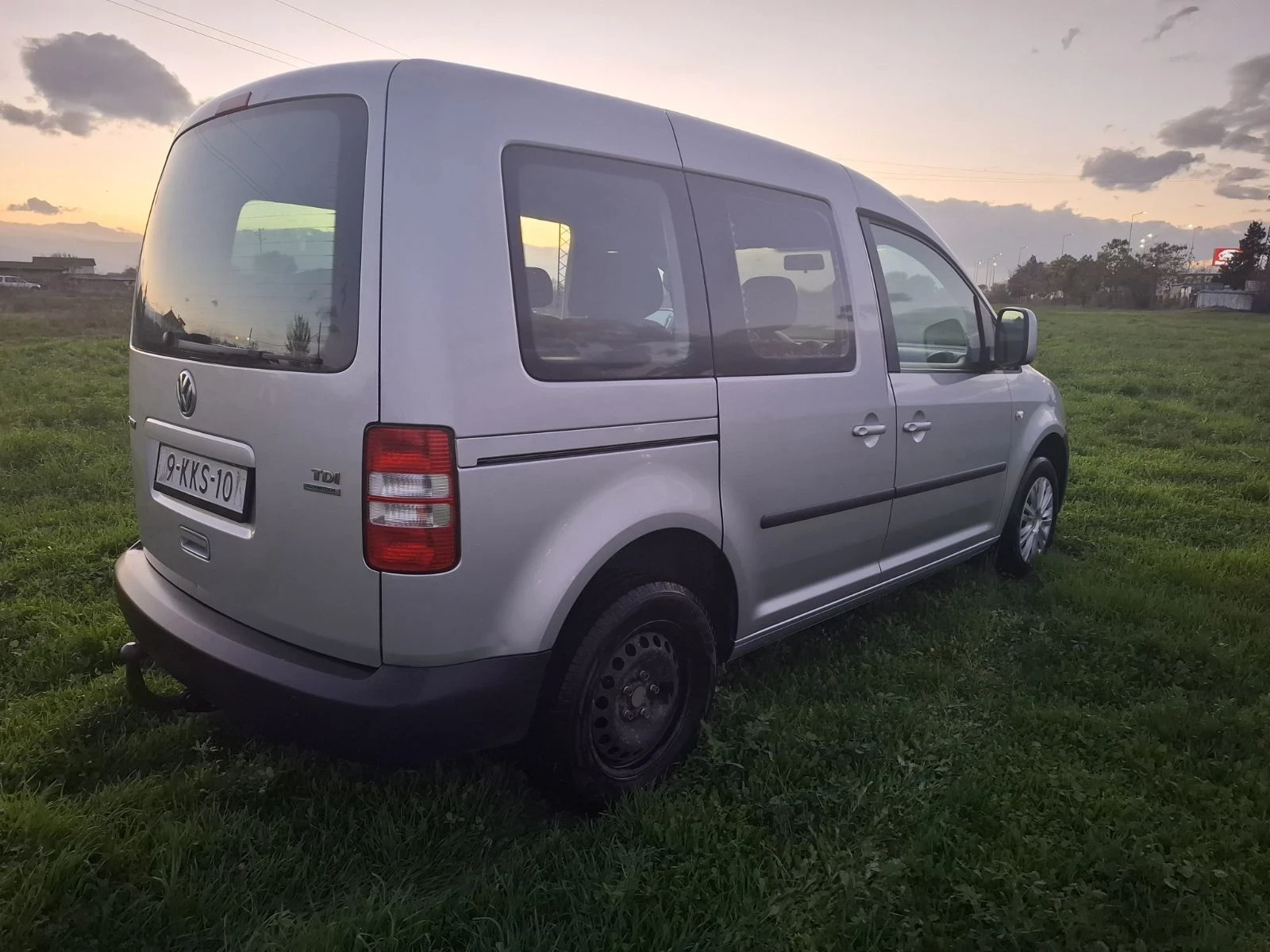 VW Caddy 1.6TDI | Mobile.bg � ����������� 14