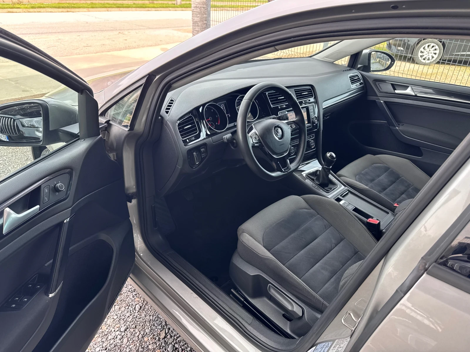 VW Golf 2.0TDI 150�� 6�� Highline* NAVI* ���������*  | Mobile.bg � ����������� 11