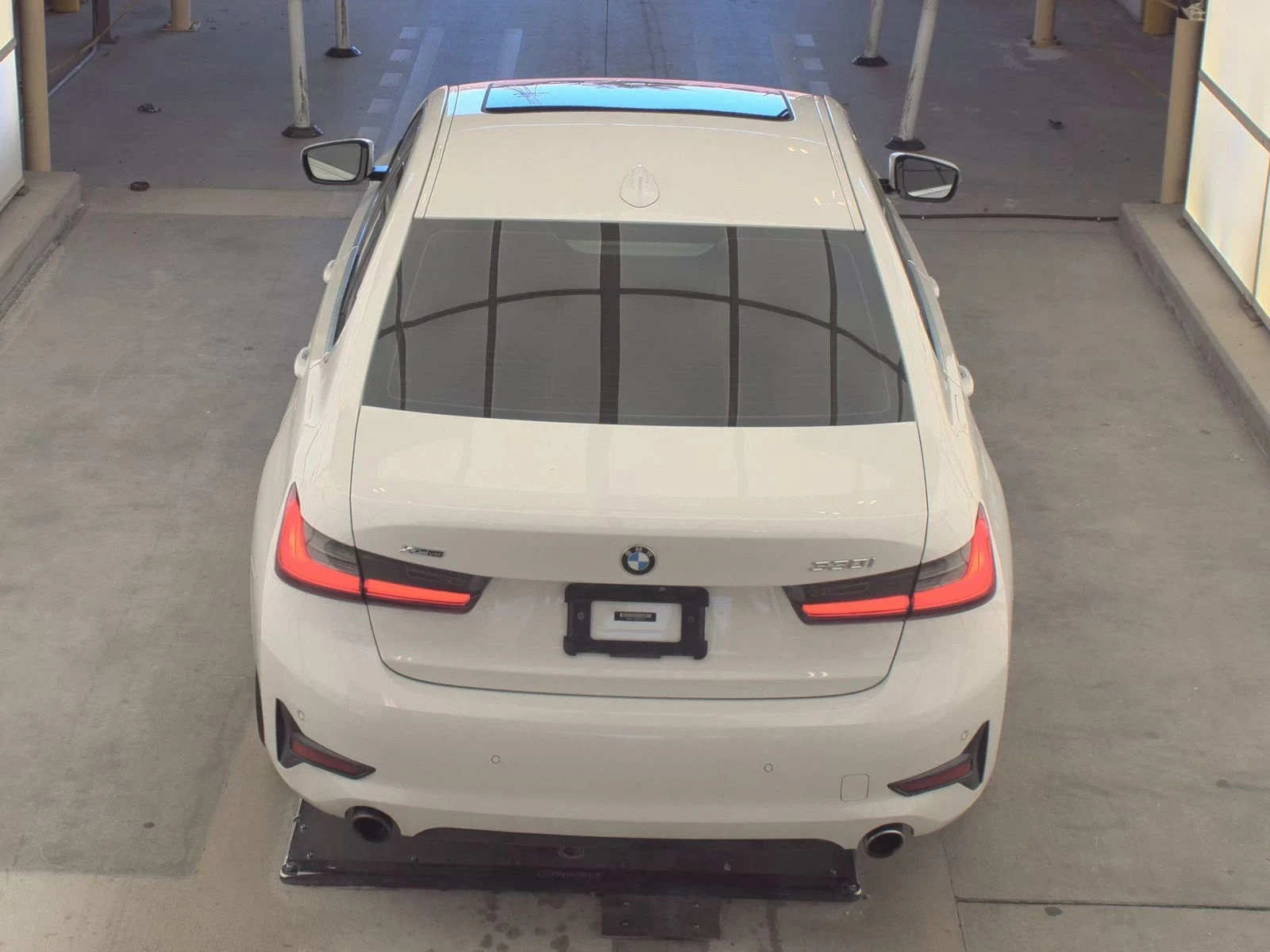 BMW 330 i xDrive  - изображение 5