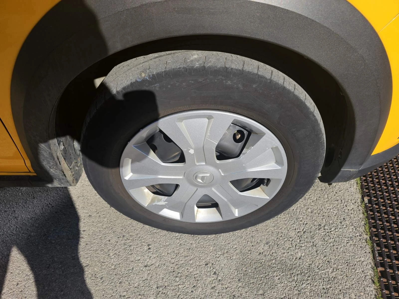 Dacia Jogger 1.0 TCe 90 Stop&Start LPG, снимка 14 - Автомобили и джипове - 54227145