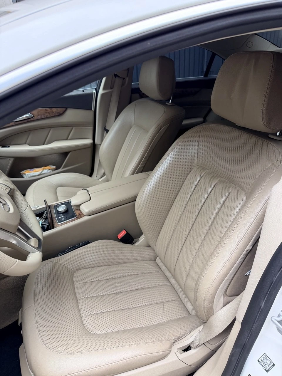 Mercedes-Benz CLS 250 2.2 CDI, снимка 10 - Автомобили и джипове - 54701287