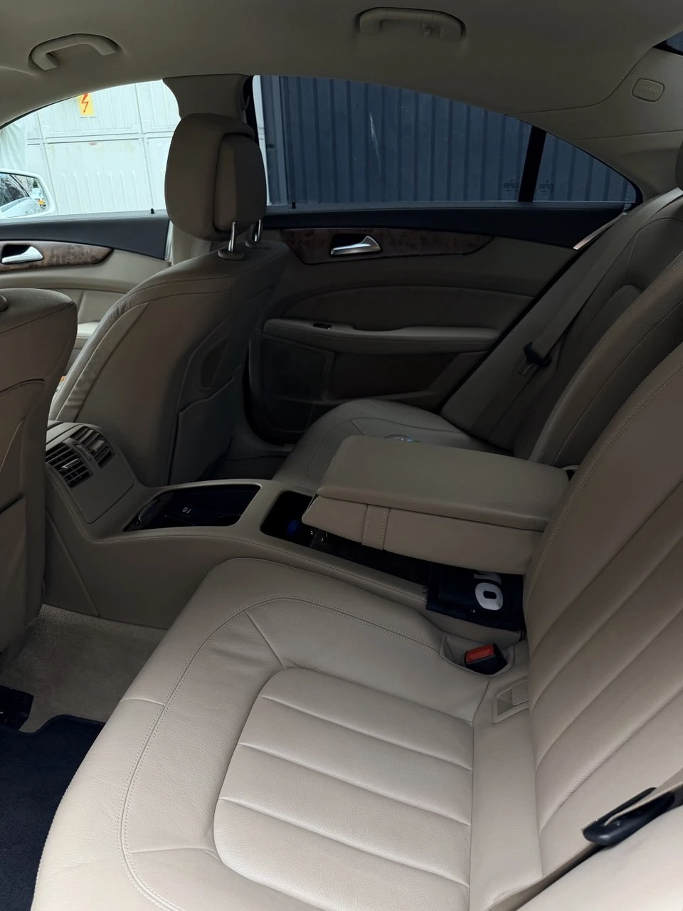 Mercedes-Benz CLS 250 2.2 CDI, снимка 11 - Автомобили и джипове - 54701287