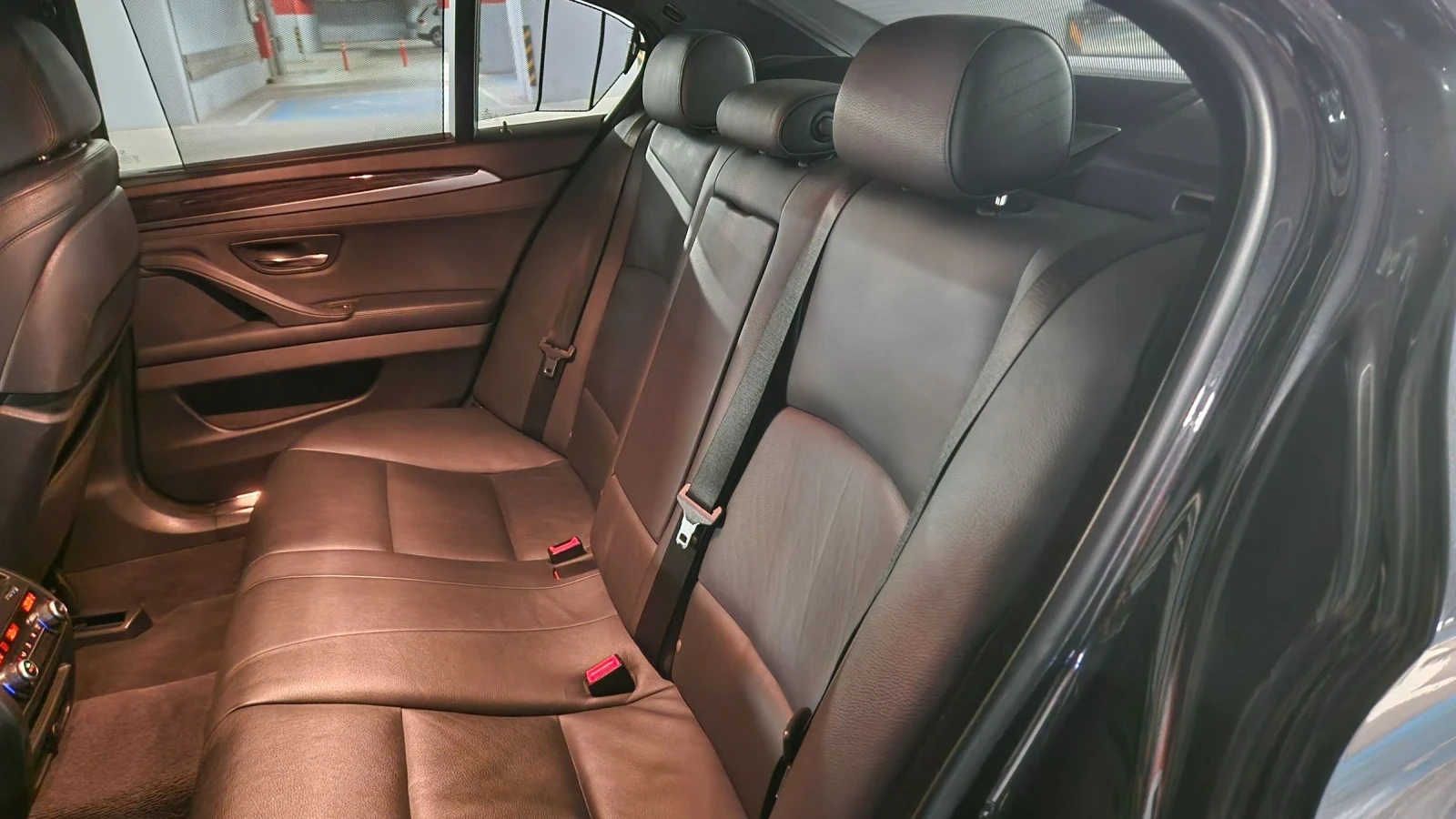 BMW 550 F10 facelift, снимка 9 - Автомобили и джипове - 54812419