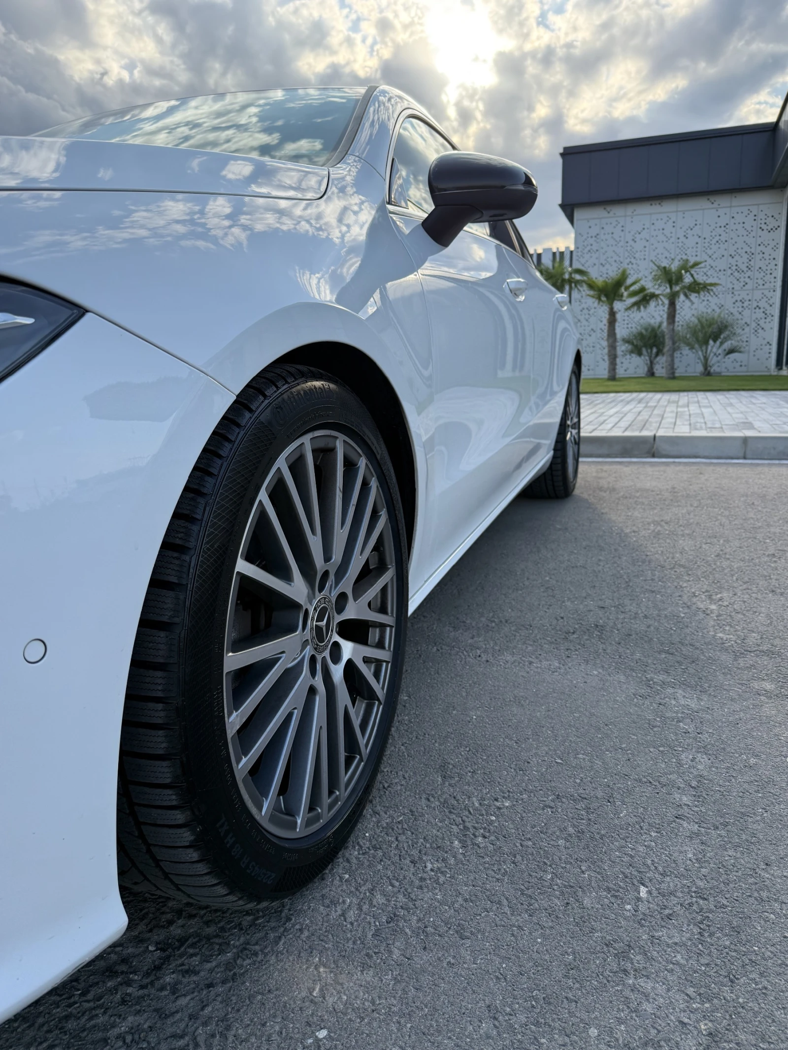 Mercedes-Benz CLA 200d SB* LED* MBUX* KAMERA* AHK, снимка 4 - Автомобили и джипове - 55186983