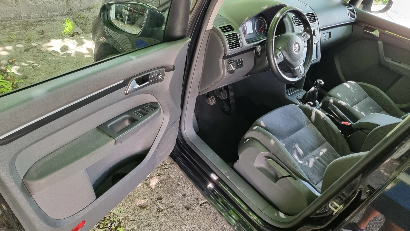 VW Touran 1.4 TSI ECO FUEL, снимка 7 - Автомобили и джипове - 55205647