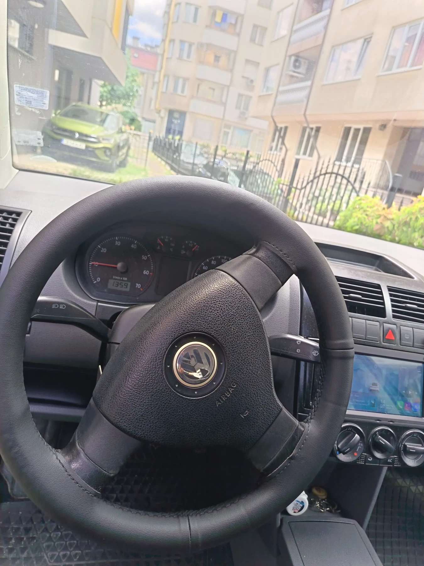 VW Polo, снимка 6 - Автомобили и джипове - 55515368