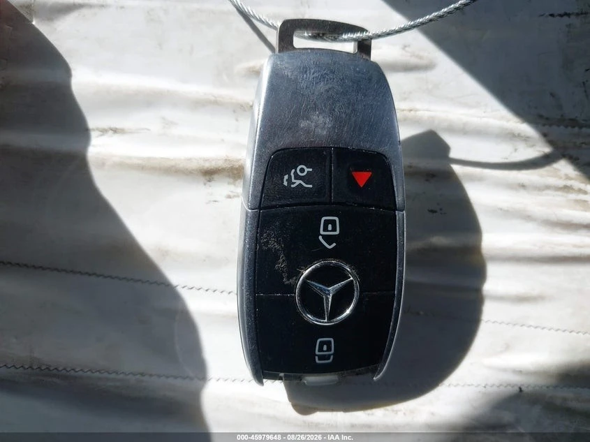Mercedes-Benz E 300 2.0L I-4 DI, DOHC, VVT, TURBO, PREMIUM , 241HP, снимка 10 - Автомобили и джипове - 55877642