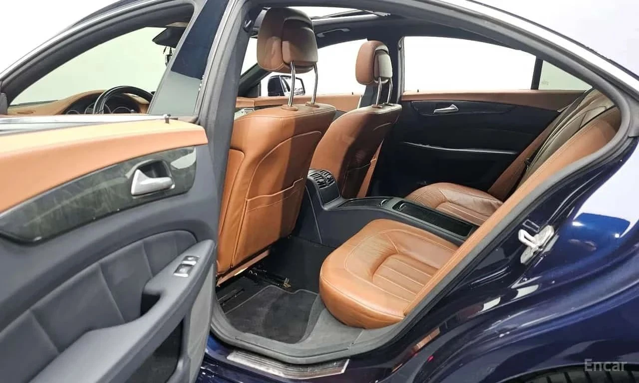 Mercedes-Benz CLS, снимка 12 - Автомобили и джипове - 56689585
