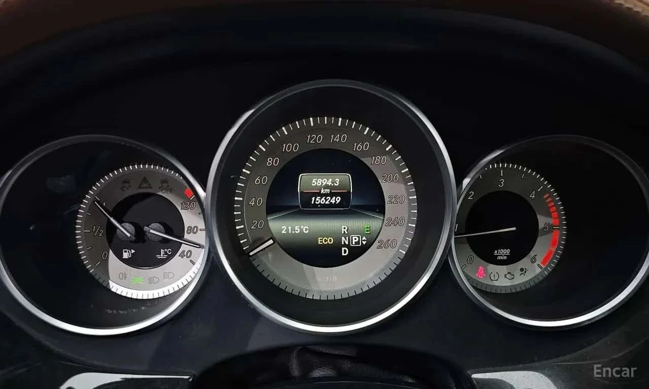 Mercedes-Benz CLS, снимка 8 - Автомобили и джипове - 56689585