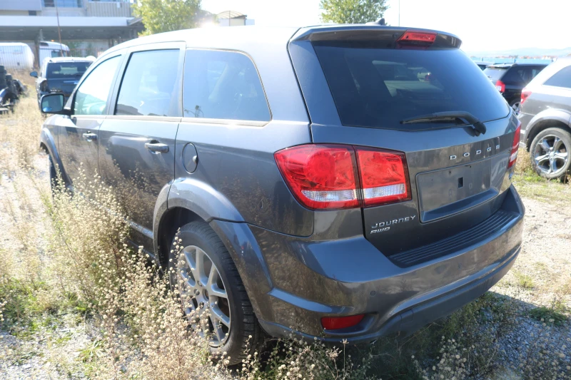 Dodge Journey R/T 3.6 V6, снимка 8 - Автомобили и джипове - 47654732