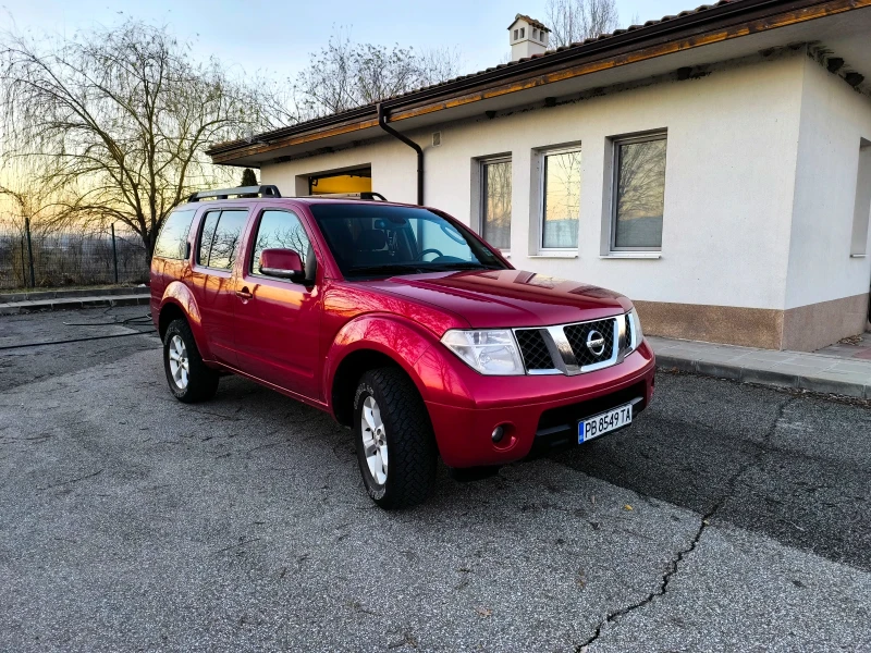 Nissan Pathfinder 2.5 DCI, снимка 4 - Автомобили и джипове - 48528948