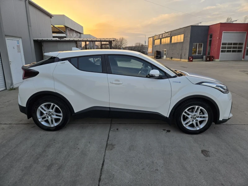 Toyota C-HR, снимка 3 - Автомобили и джипове - 49454358