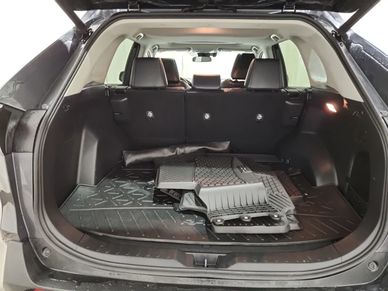 Toyota Rav4 XLE* Подгрев* Камера* Шибидах, снимка 14 - Автомобили и джипове - 52317622