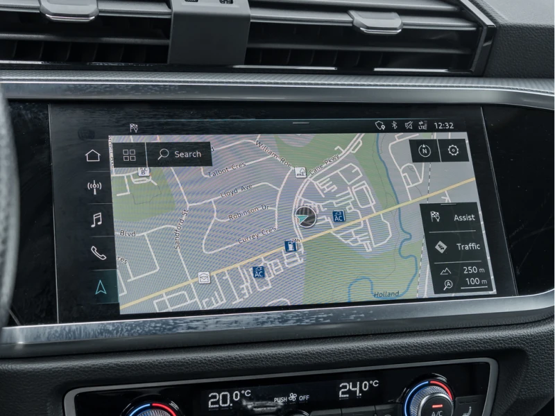 Audi Q5 TFSI quattro Technik NEW BRAKES | S LINE SPORT, снимка 13 - Автомобили и джипове - 53164191