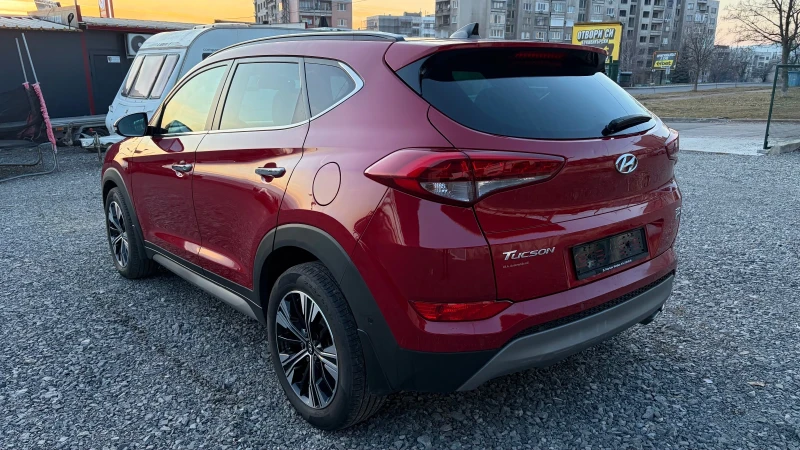 Hyundai Tucson 1.6i* 177hp* 4x4* Швейцария, снимка 5 - Автомобили и джипове - 53169466