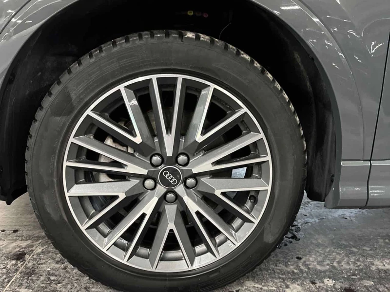 Audi Q3 * Komfort 45 TFSI quattro * CARFAX * ЦЕНА ДО БГ, снимка 11 - Автомобили и джипове - 53510488