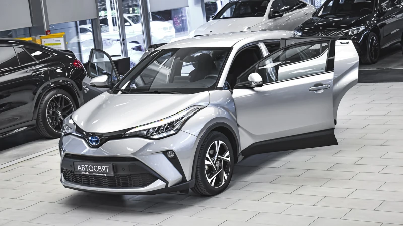 Toyota C-HR 2.0 Hybrid Club Automatic - 54900 лв. - 84789061 1