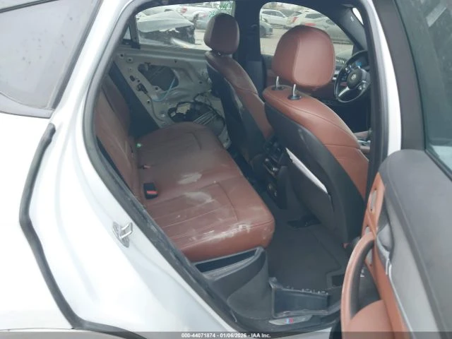 BMW X6 xDrive35i* M-SPORT* HARMAN KARDON* ПОДГРЕВ* ШИБИДА, снимка 8 - Автомобили и джипове - 55663059