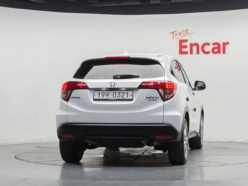 Honda Hr-v 1.8, снимка 4 - Автомобили и джипове - 56303788