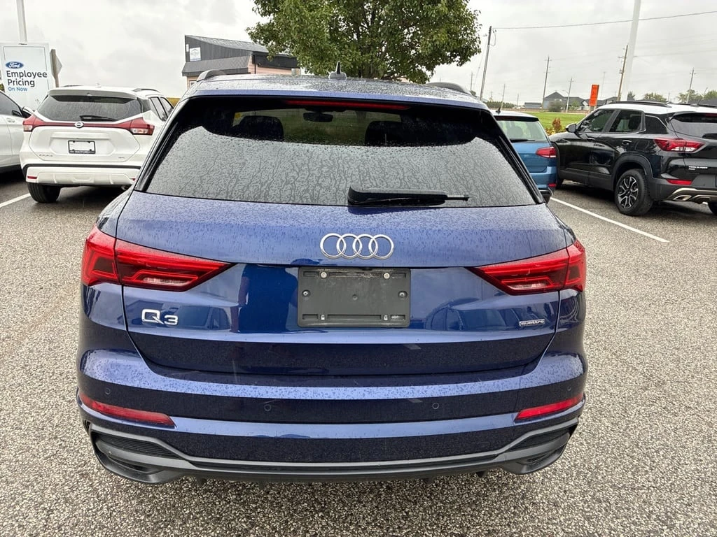Audi Q3 * Progressiv * CARFAX * БЕЗ ПЪРВОНАЧАЛНА ВНОСКА - изображение 4