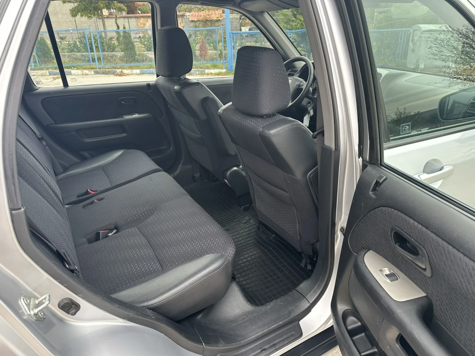 Honda Cr-v 2.0  150.. | Mobile.bg   12