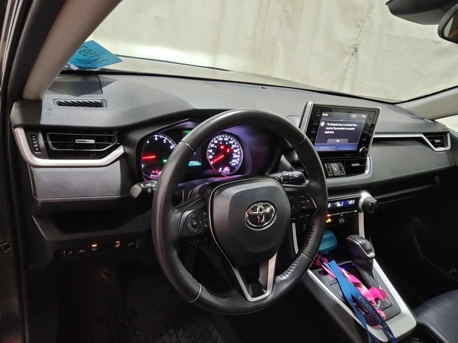 Toyota Rav4 XLE* Подгрев* Камера* Шибидах - изображение 7