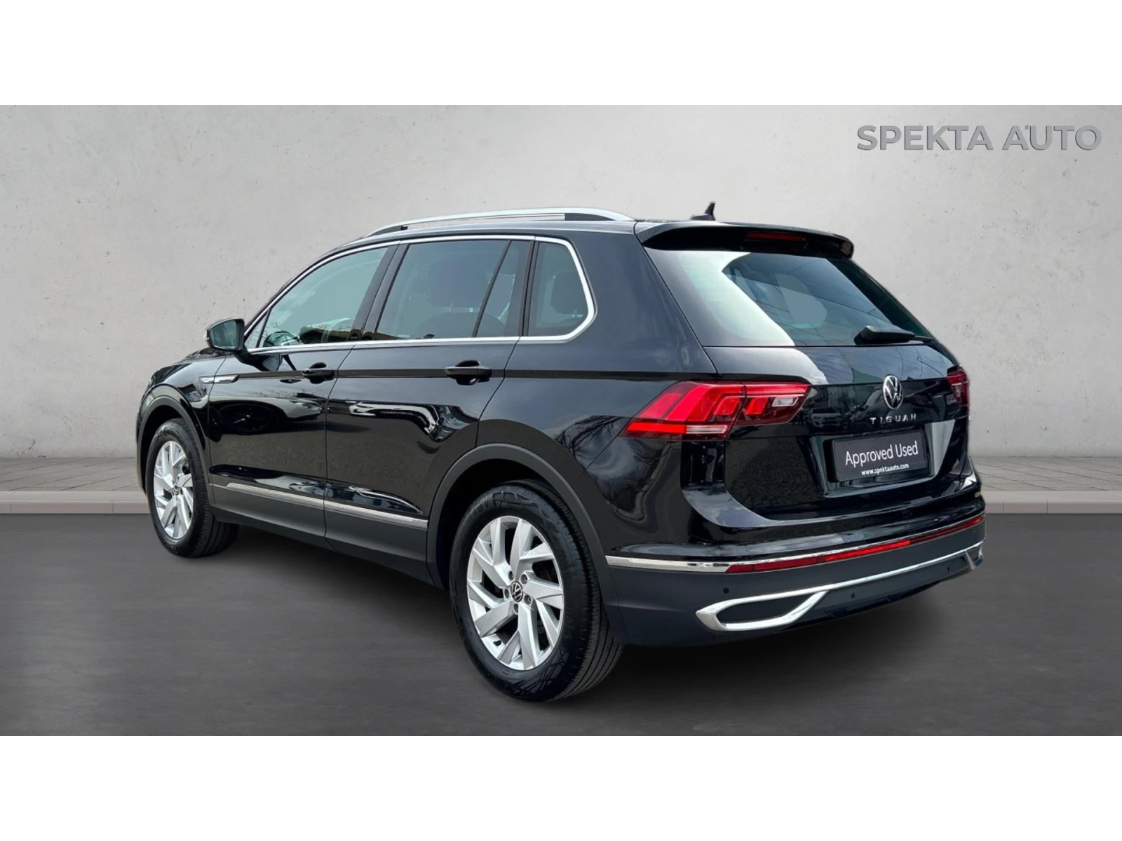 VW Tiguan  2.0 TDi DSG  Elegance , Месечна вноска от 480  , снимка 2 - Автомобили и джипове - 53946236