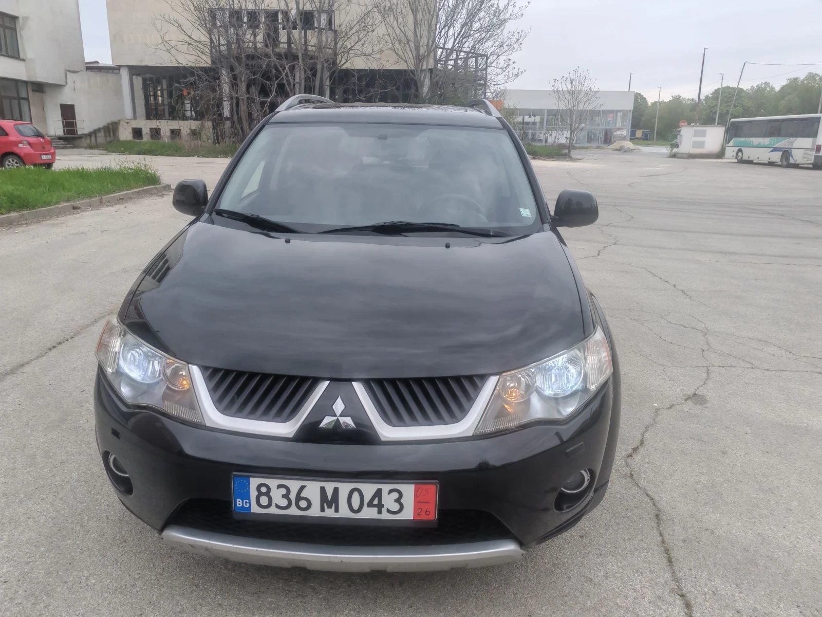 Mitsubishi Outlander 2.0TDI 140KS 4X4, снимка 2 - Автомобили и джипове - 54371424