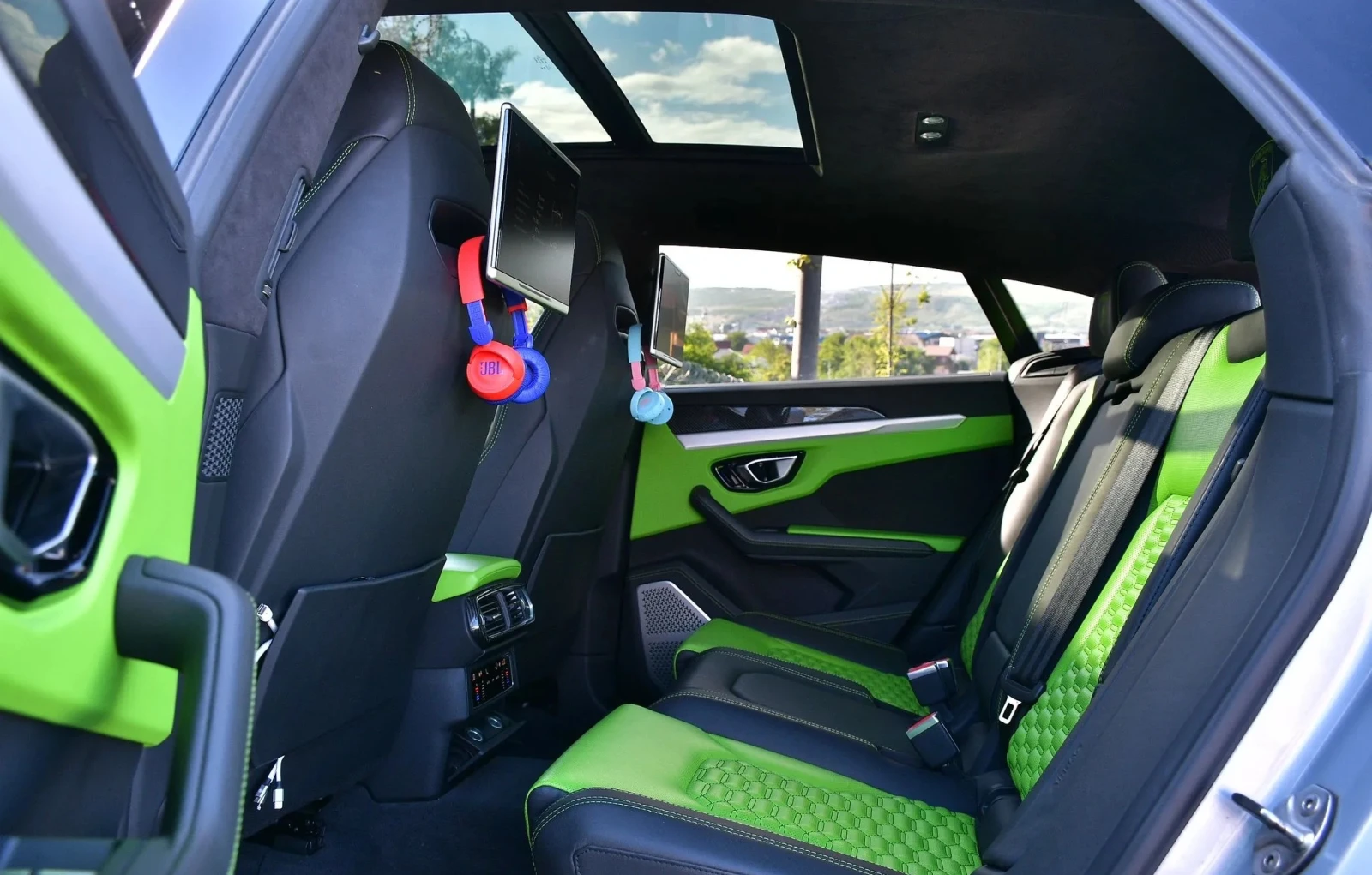Lamborghini Urus 4.0 V8 AWD Carbon Package, снимка 6 - Автомобили и джипове - 54420392