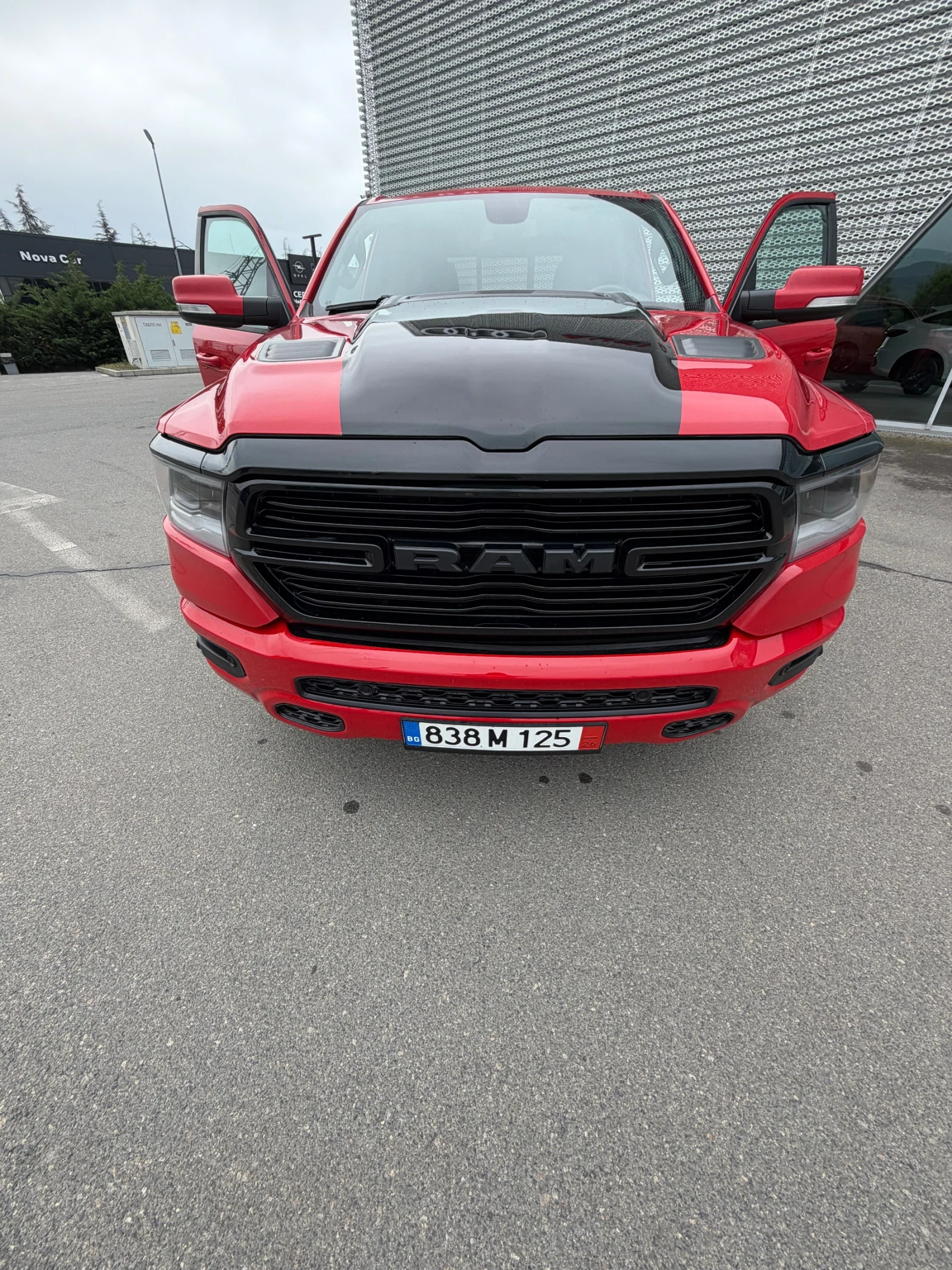 Dodge RAM 1500 Sport 5.7 HEMI, снимка 12 - Автомобили и джипове - 54481720